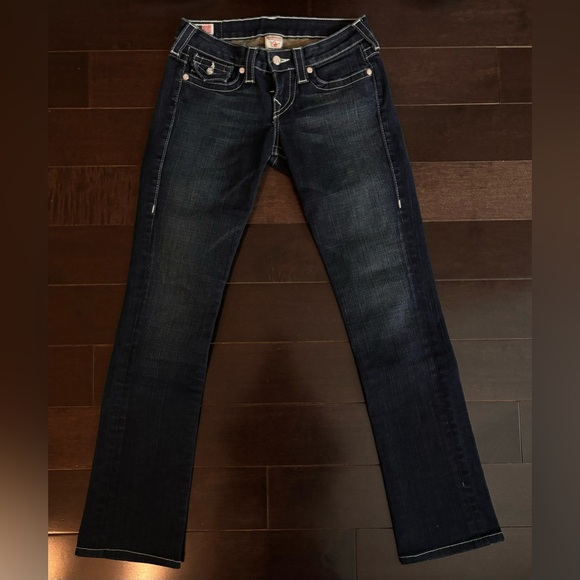True Religion Jeans
Mid-Rise/Dark-Wash/Flared - Picture 2 of 4